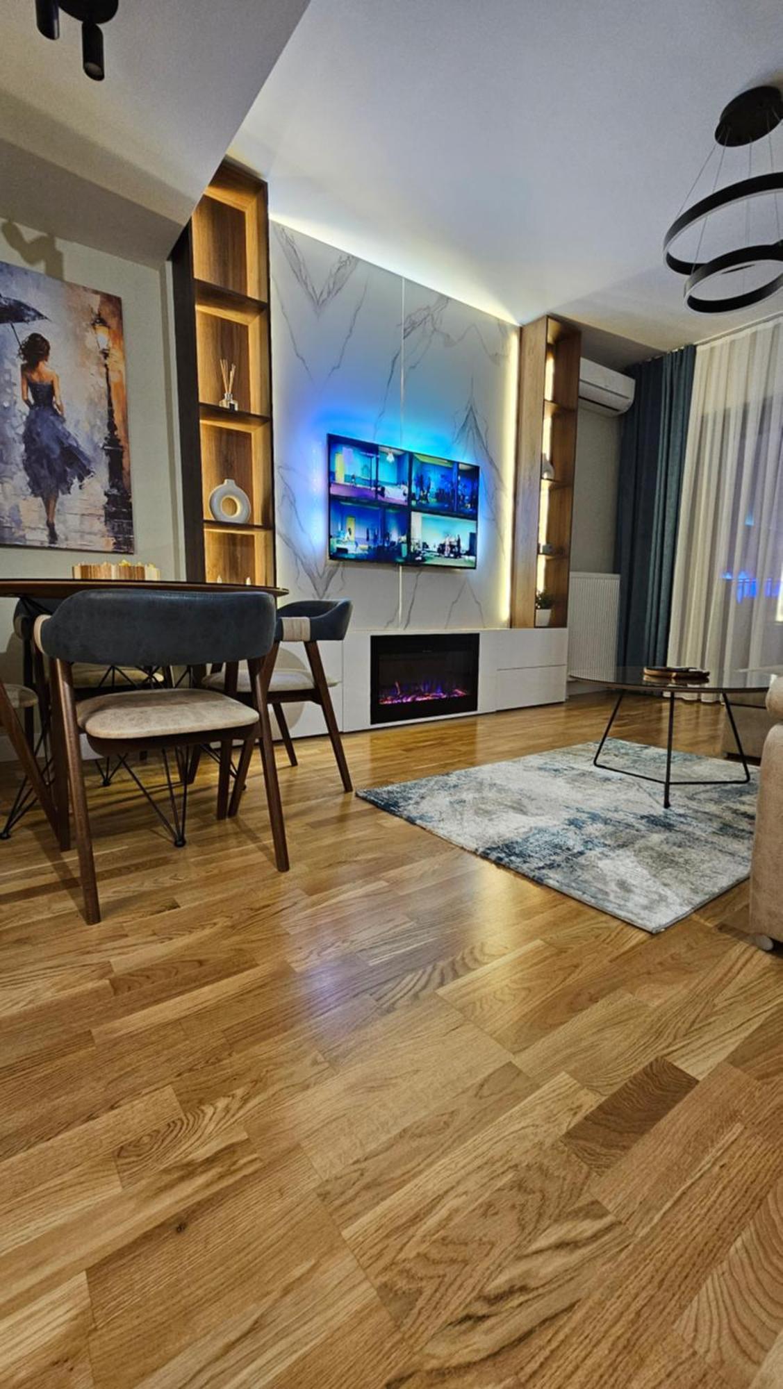 Anika Luxury Apartment At Diamond Center Skopje Exterior photo